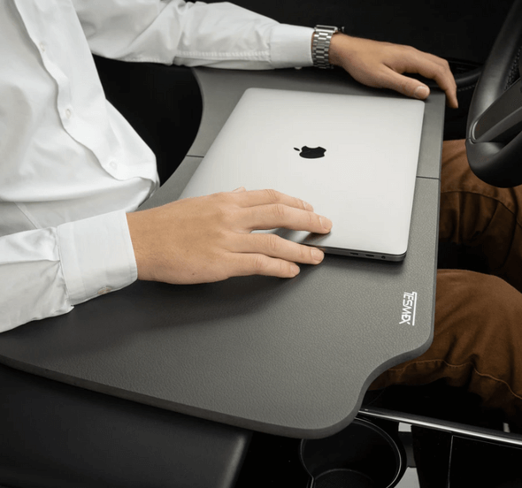 Mobiler Arbeitstisch